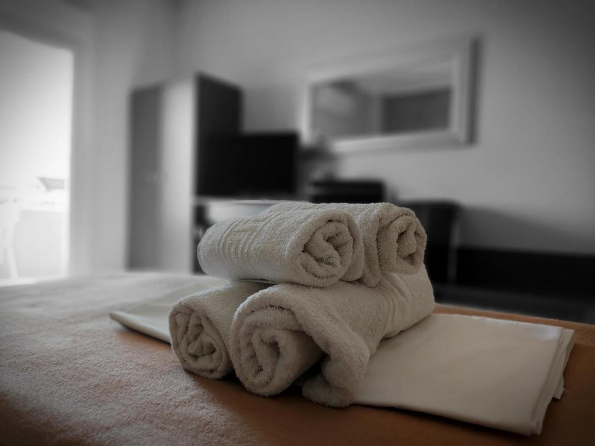 Hotel Epavli Nea Kallikrateia Екстериор снимка