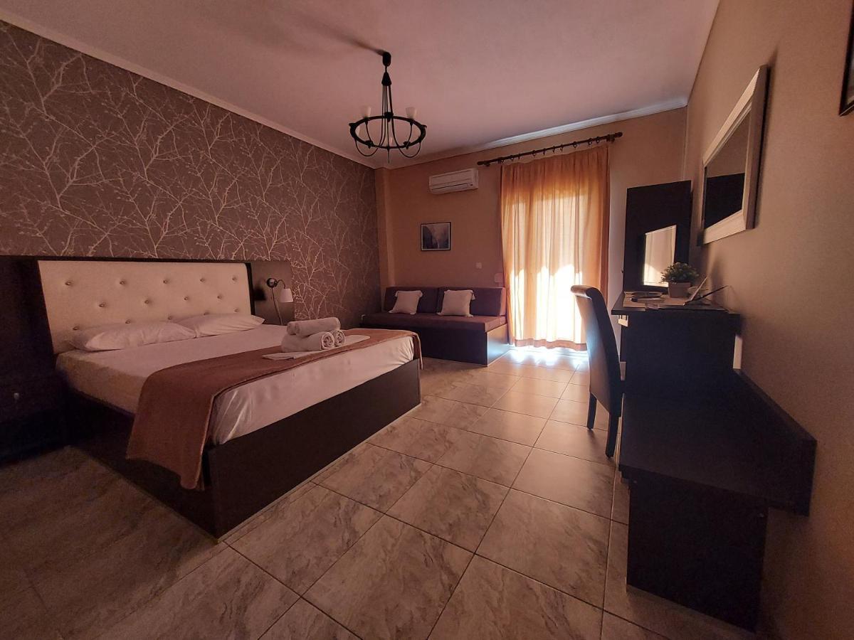 Hotel Epavli Nea Kallikrateia Екстериор снимка
