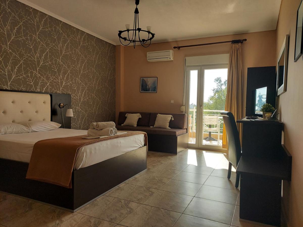 Hotel Epavli Nea Kallikrateia Екстериор снимка