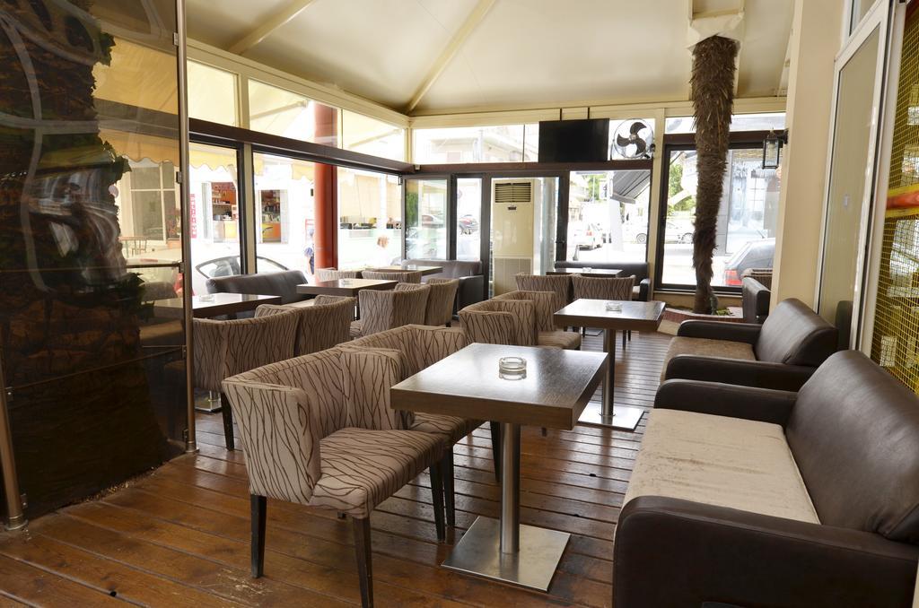 Hotel Epavli Nea Kallikrateia Екстериор снимка