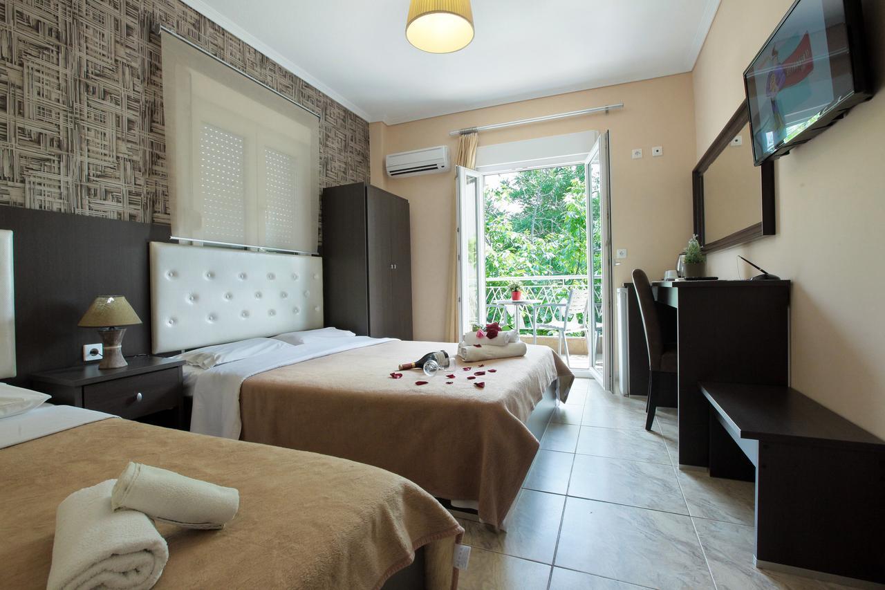 Hotel Epavli Nea Kallikrateia Екстериор снимка