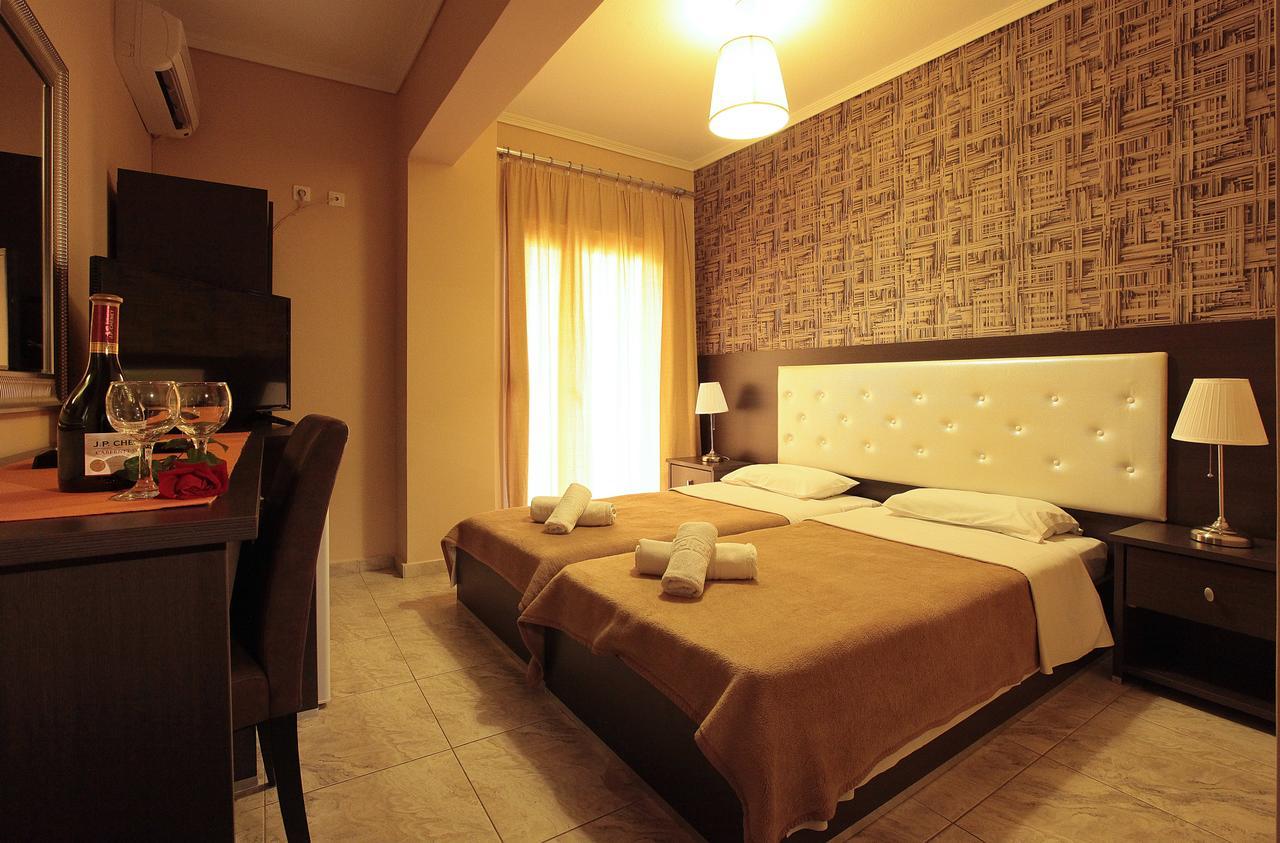 Hotel Epavli Nea Kallikrateia Екстериор снимка