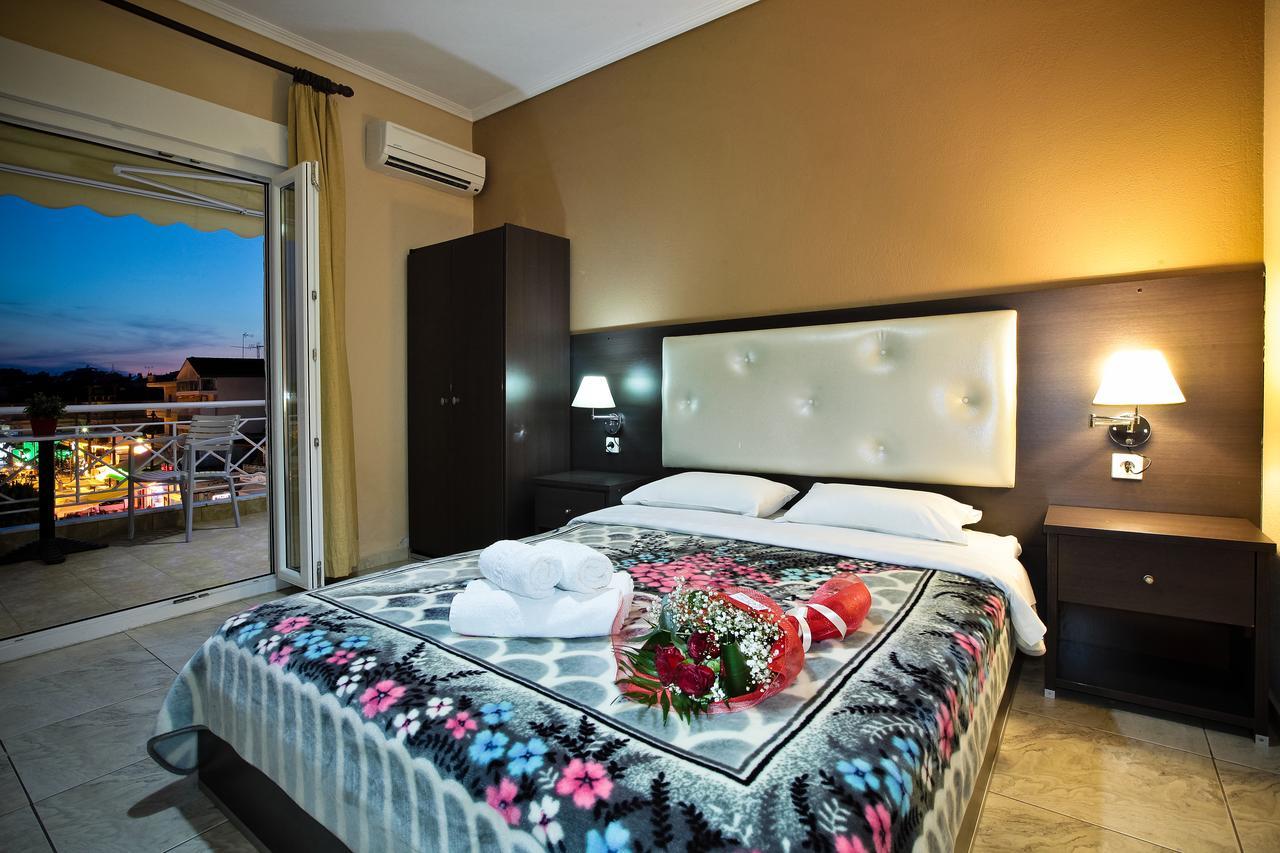 Hotel Epavli Nea Kallikrateia Екстериор снимка