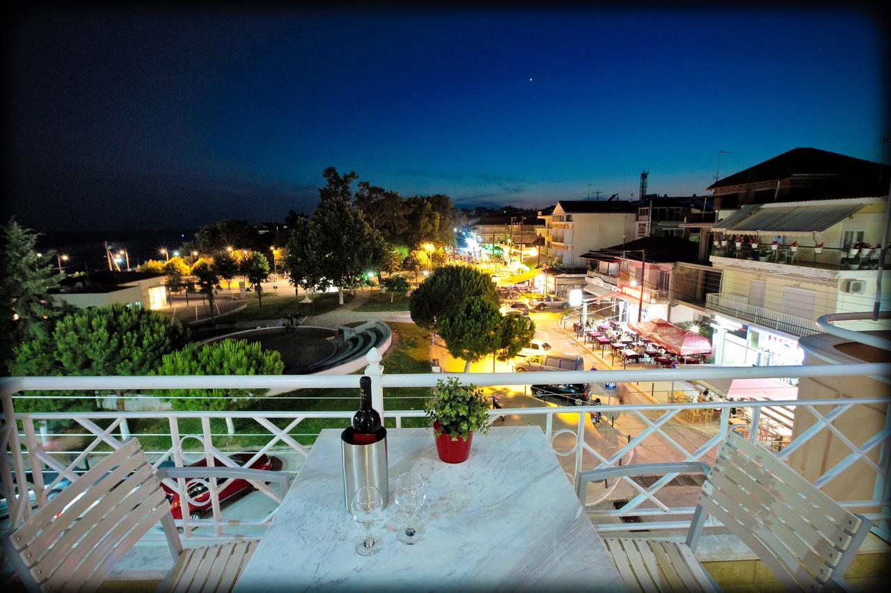 Hotel Epavli Nea Kallikrateia Екстериор снимка