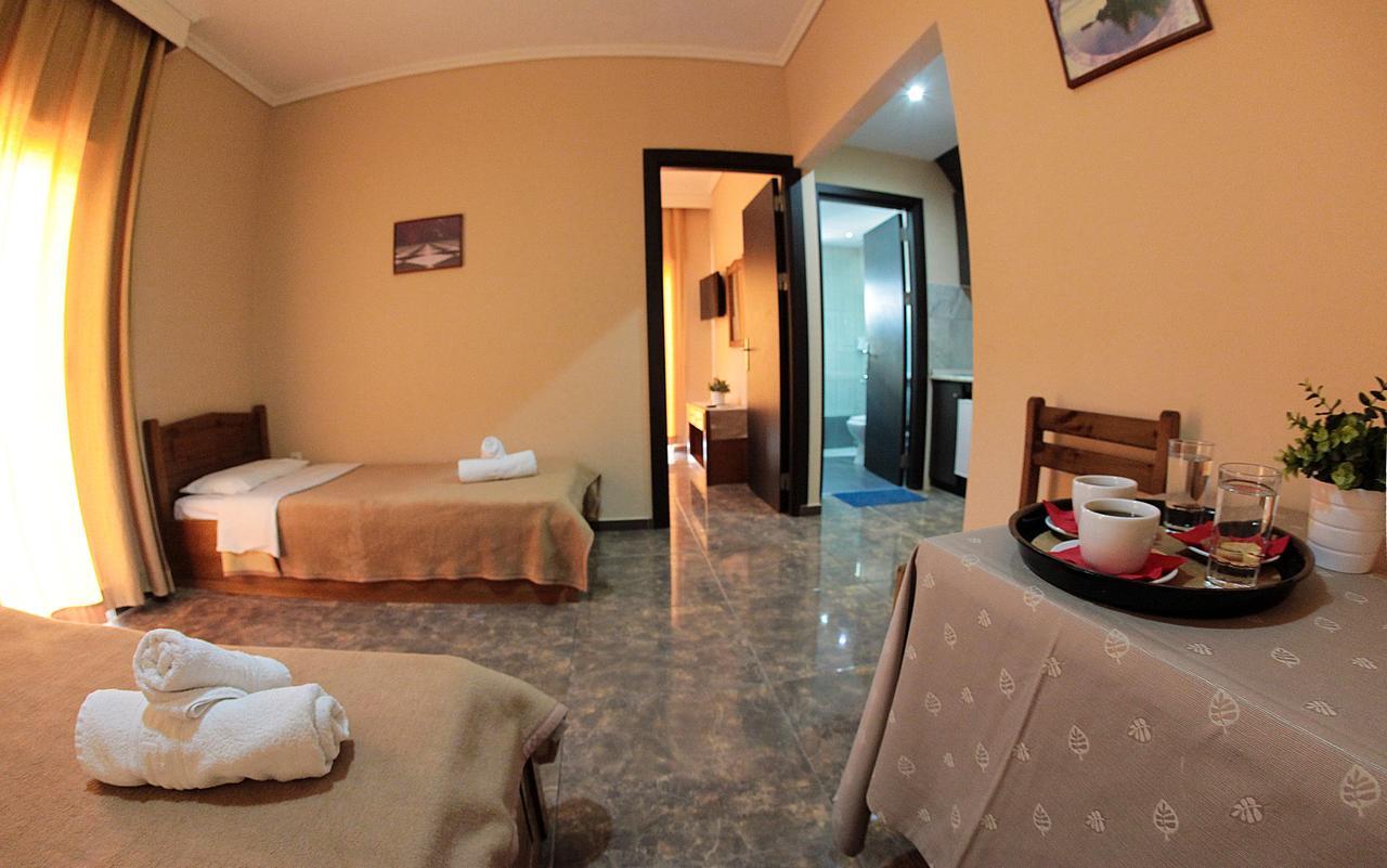 Hotel Epavli Nea Kallikrateia Екстериор снимка