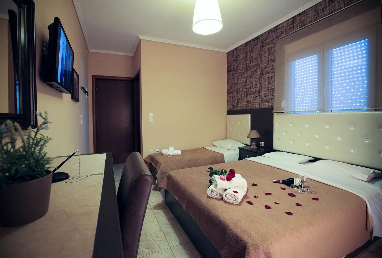 Hotel Epavli Nea Kallikrateia Екстериор снимка