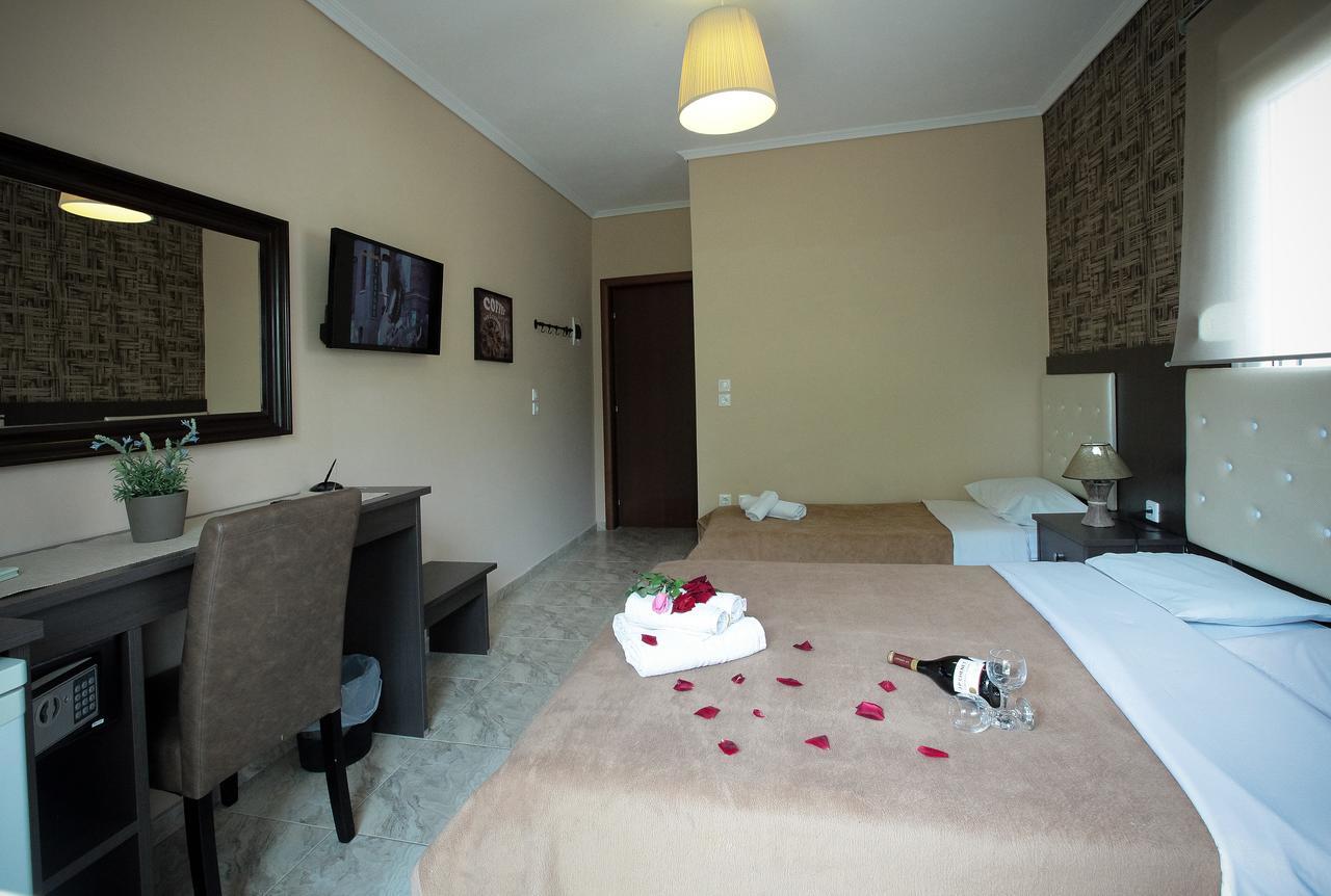 Hotel Epavli Nea Kallikrateia Екстериор снимка