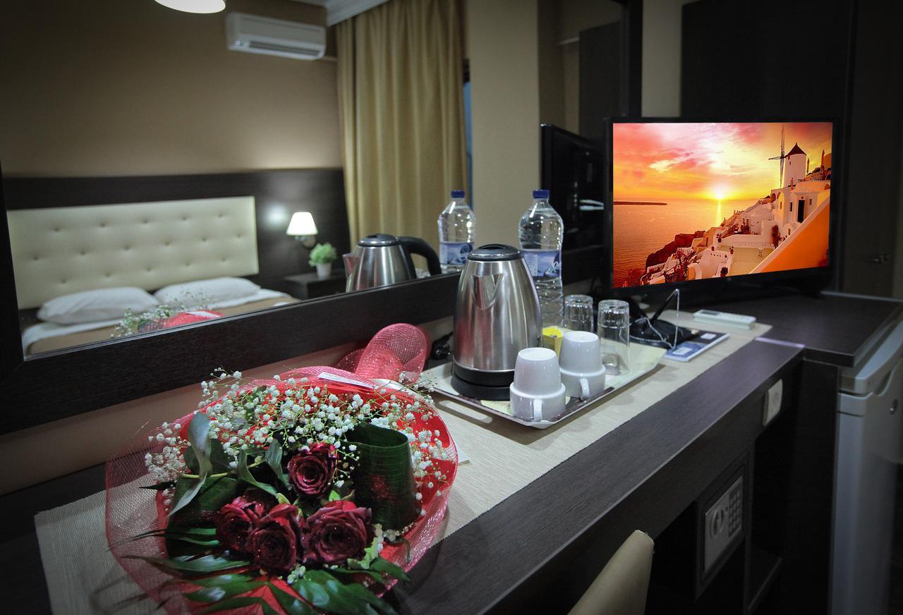 Hotel Epavli Nea Kallikrateia Екстериор снимка