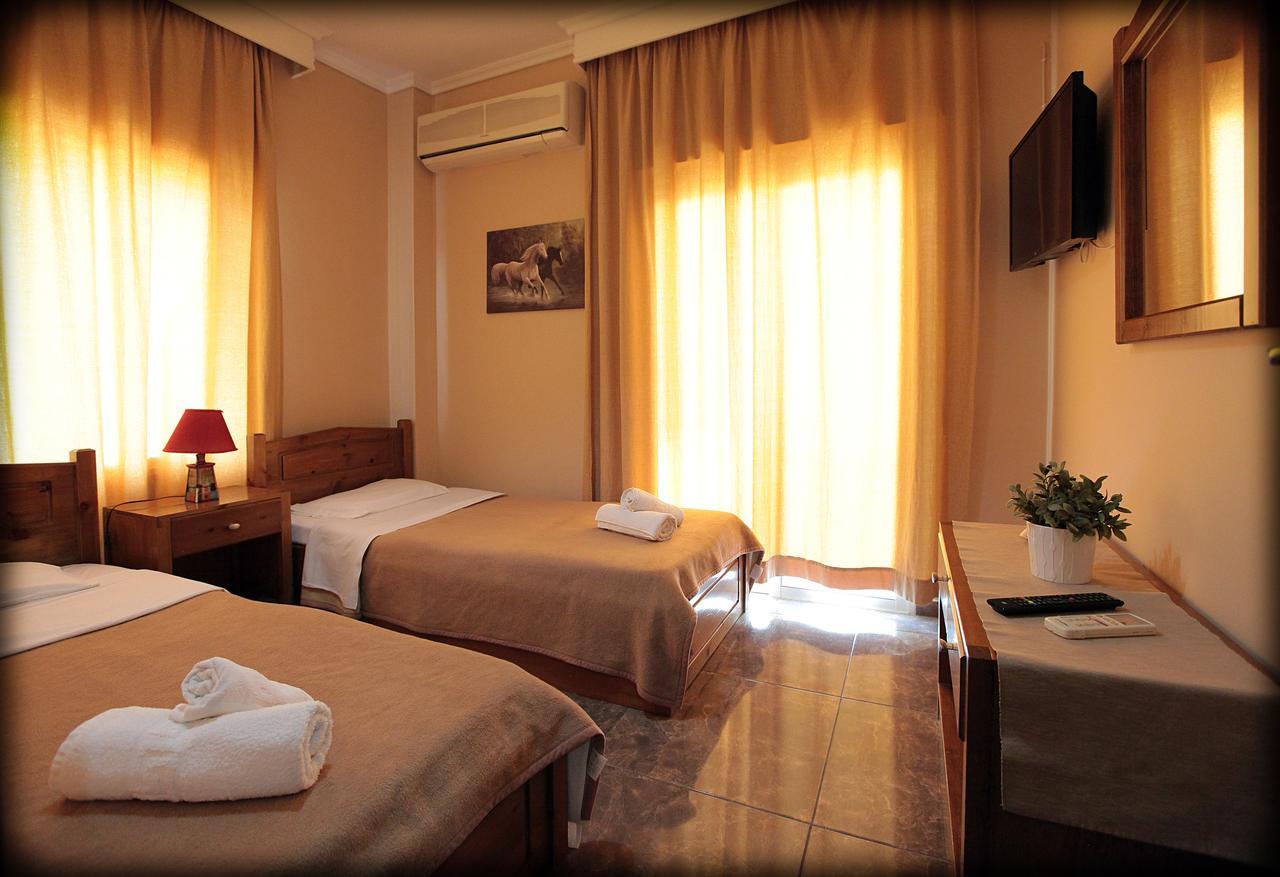 Hotel Epavli Nea Kallikrateia Екстериор снимка