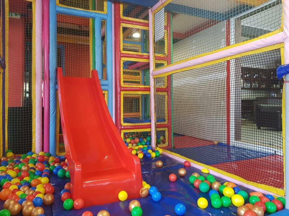 Hotel Epavli Nea Kallikrateia Екстериор снимка